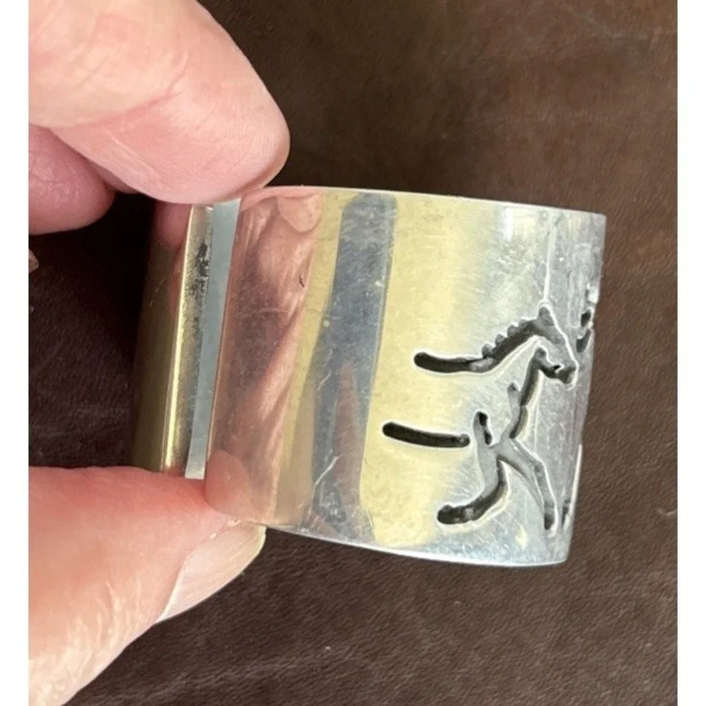 Napkin Rings Metal Silvertone Southwestern‎ Running Horses Western Cowboy Set 5